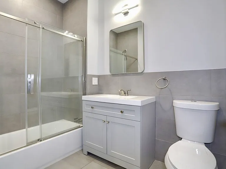 502 Broadway #301 — Photo 16