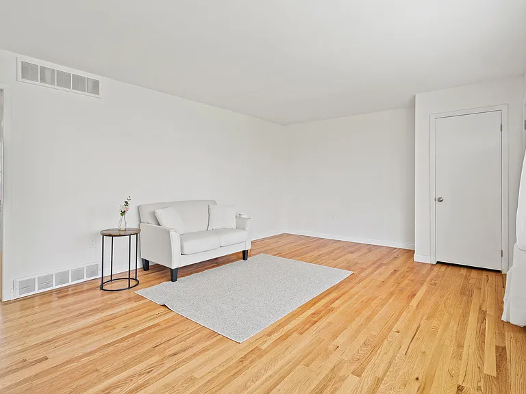 1103 Sioux Dr — Photo 4