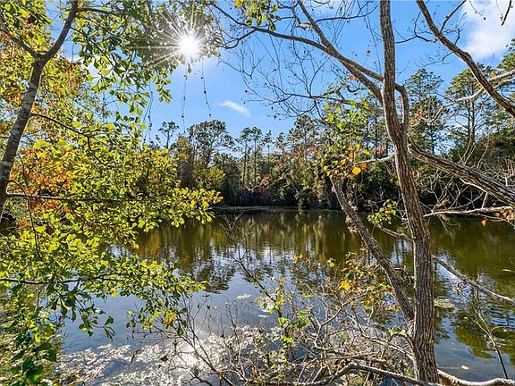 3rd image of 32771 Antietam Rd