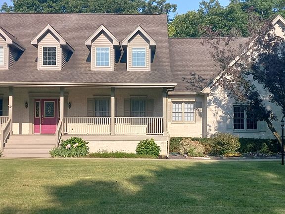 2nd image of 3048 Brampton Ln