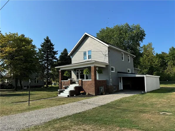 1600 Roanoke Ave, Uhrichsville, OH 44683