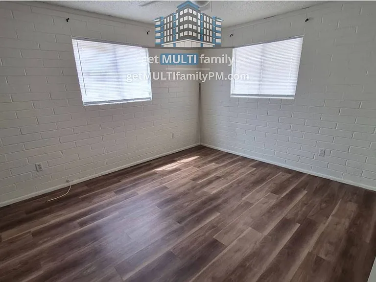 8407 E Coronado Rd #4 — Photo 20