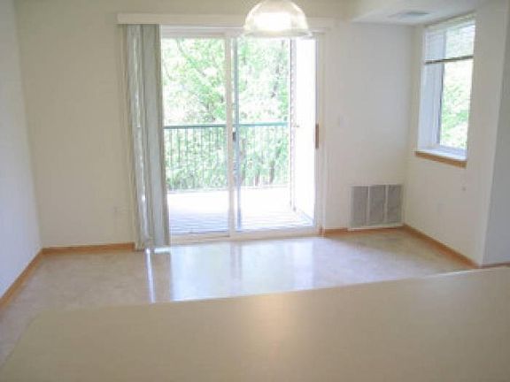 Dining area and balcony