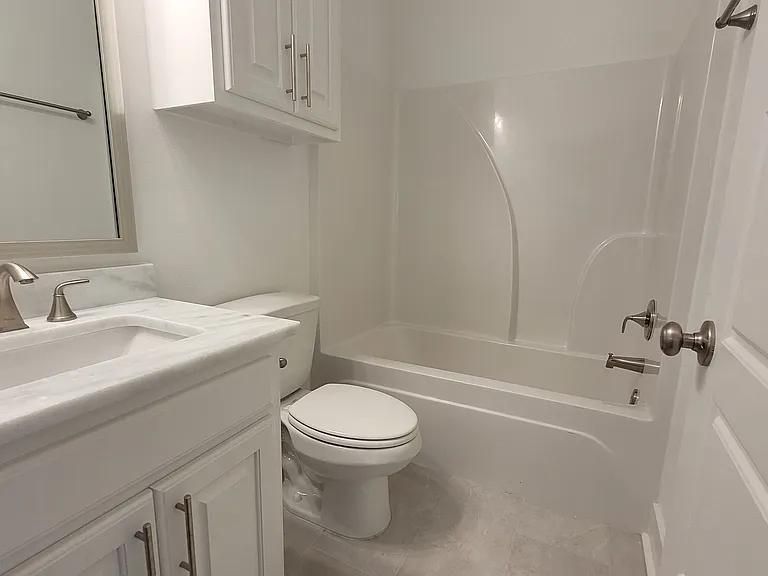 7024 Garden Hill Dr — Photo 6