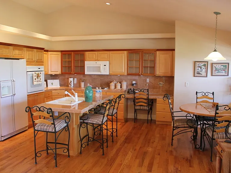 682 Lava Point Dr — Photo 22