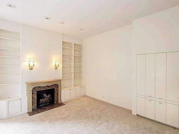 3rd image of 55 E 65th St APT 2