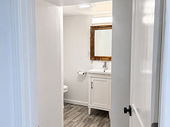 4th image of 2642 N California Ave #1