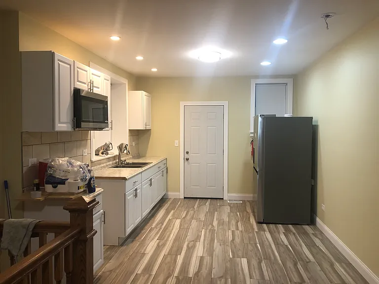 7644 S Cornell Ave #1 — Photo 35