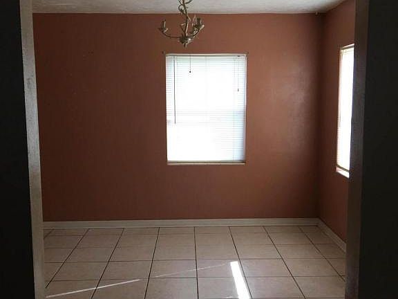 5th image of 8126 Paschal St