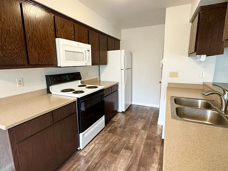 3512 Adams Ln — Photo 4