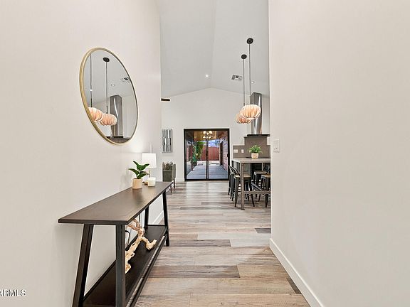 4th image of 358 E WHITTON Avenue