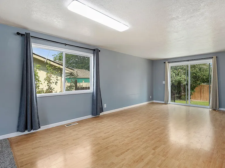 162 Ridgeway Dr — Photo 37