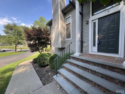 72 Lakeview Dr, Old Tappan, NJ, 07675
