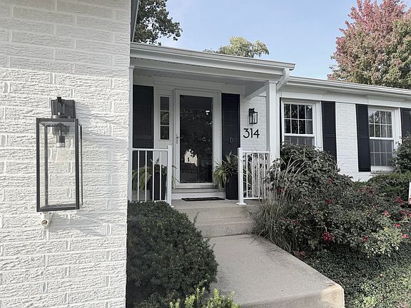3rd image of 314 Collen Dr