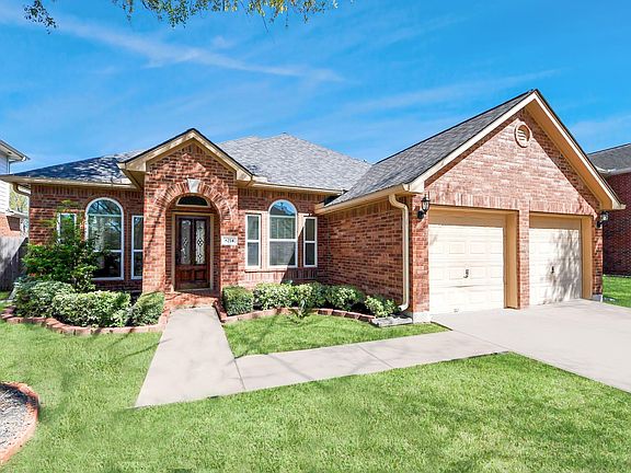 3rd image of 8214 Morning Dawn Dr