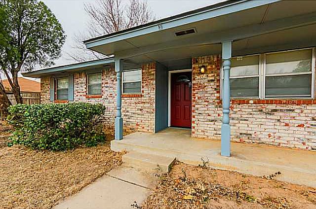 1st image of 709 N Anita Dr