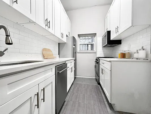 Rented by Vector New York, LLC | media 3