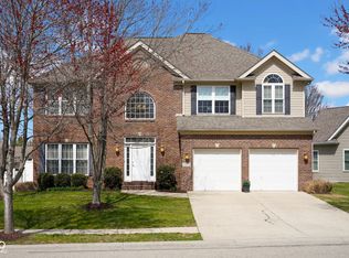 2468 Wyndham Pl S, Columbus, IN 47203