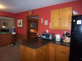 47 Colonial Dr, Red Hook, NY 12571