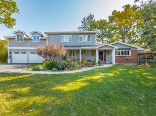 23913 N Lakewood Ln, Lake Zurich, IL