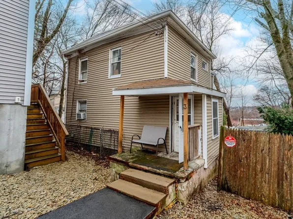 3 Cypress St, Haverhill, MA 01830