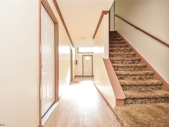 4th image of 4521 Devonshire Dr APT 2
