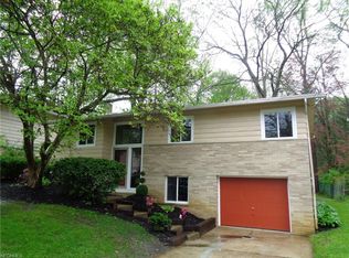 1504 Hilton Dr, Akron, OH 44313