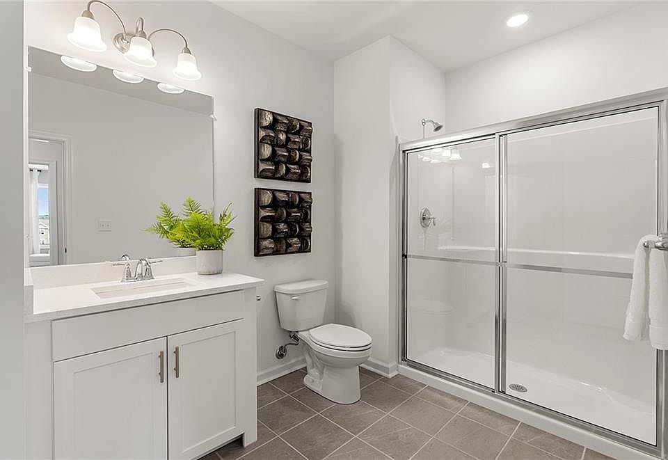 1st image of 141 E Point Dr #303