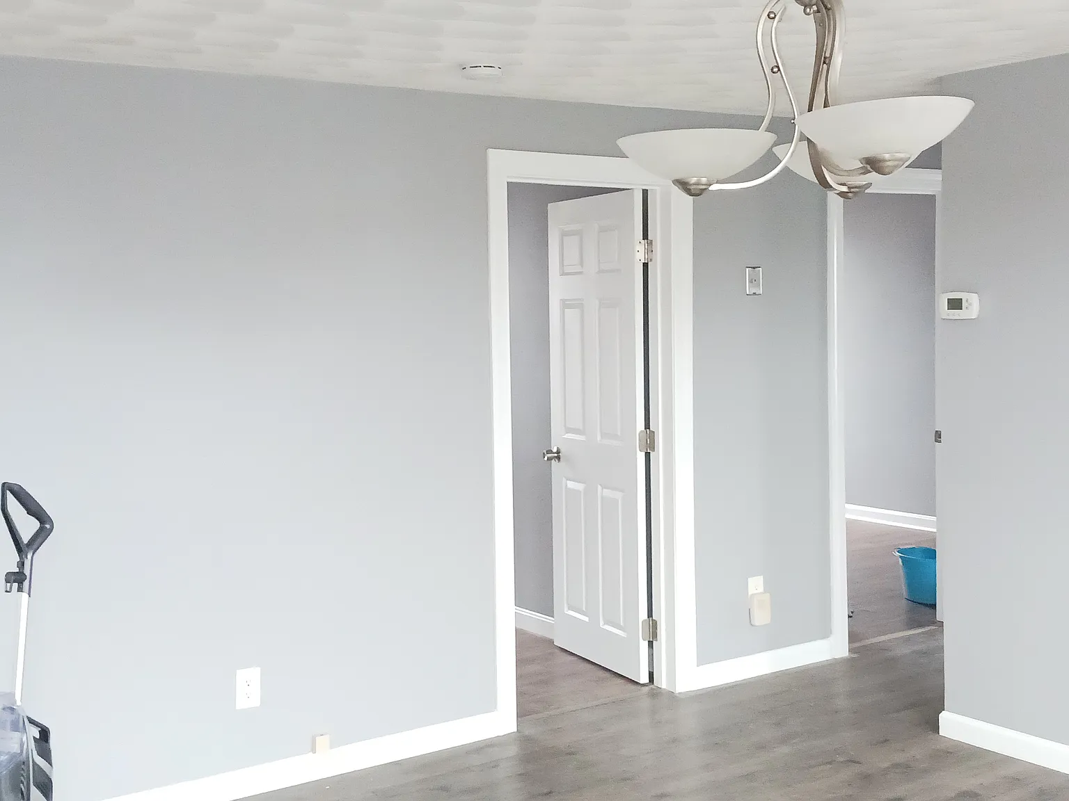 3 bed, 1000 sqft, $1,850 — Photo 3
