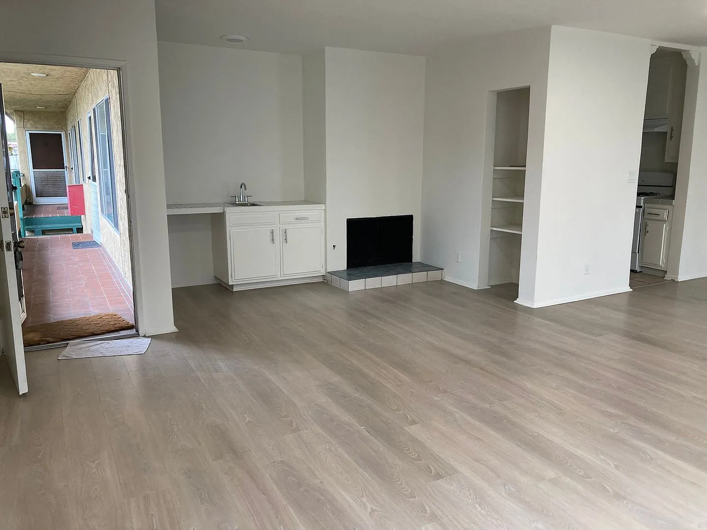 119 Driftwood St. — Photo 4