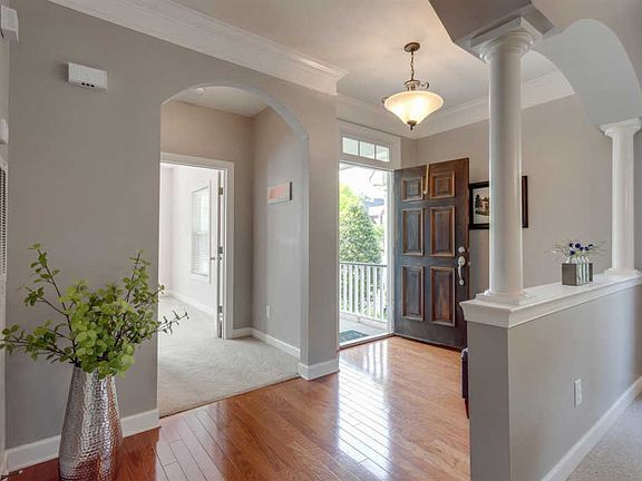 5th image of 8032 Canonbury Dr
