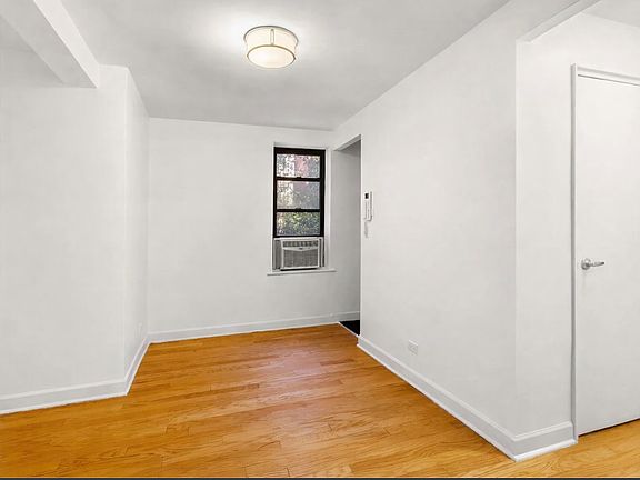 3rd image of 305 W 18th St APT 1H