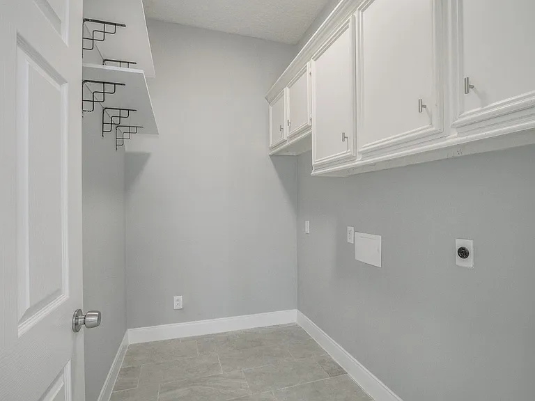 6302 Laver Love Dr — Photo 19