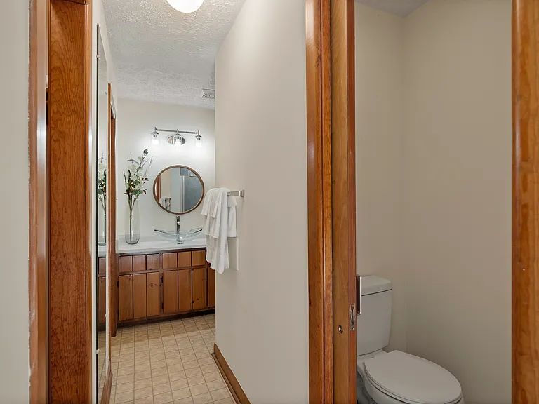 8300 Saint Peters Ln — Photo 14