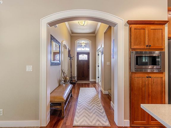 5th image of 815 Mountaingate Dr