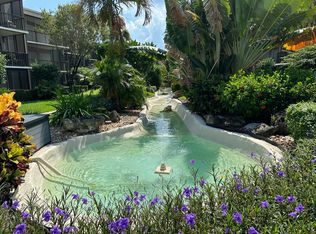 3605 S Ocean Blvd APT 208, South Palm Beach, FL 33480