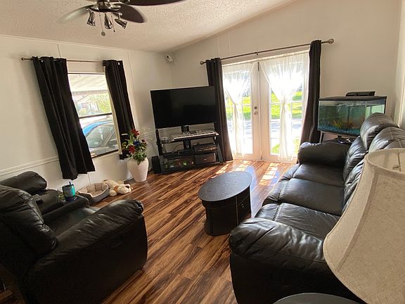 2nd image of 1301 Nutwood Dr