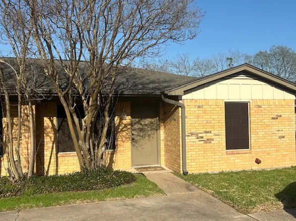 2407 Cornell Dr, College Station, TX 77840