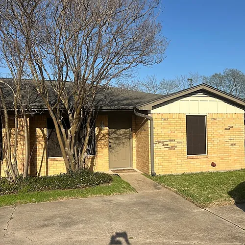 2407 Cornell Dr Photo 1