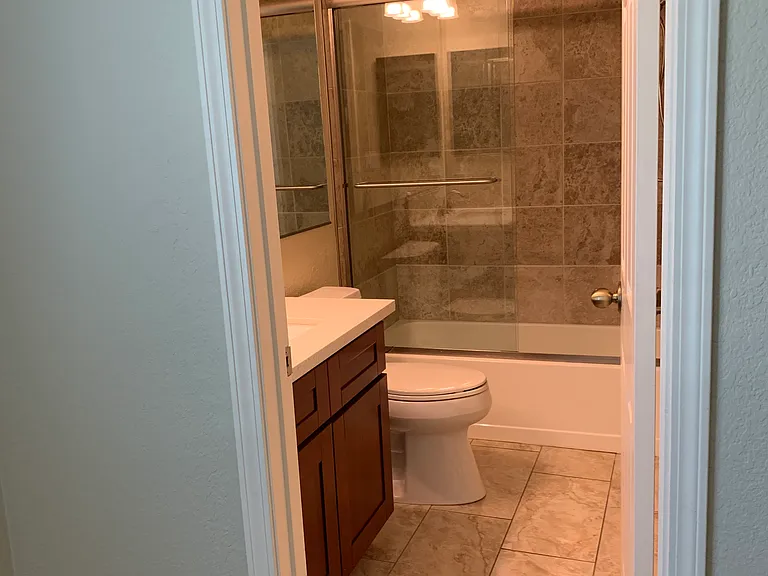 2nd bedroom bathroom