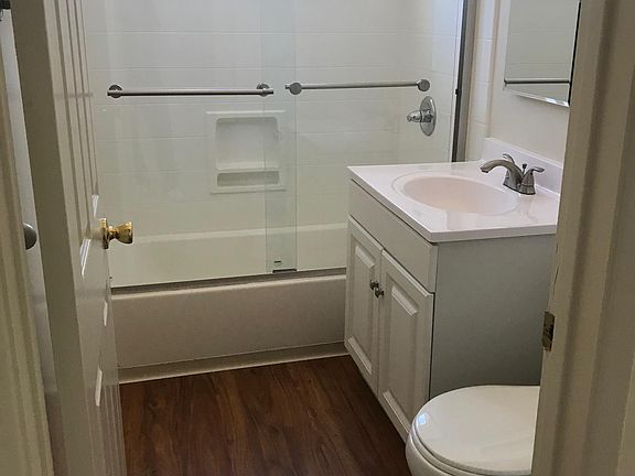 5th image of 2306 Pauline Dr APT C