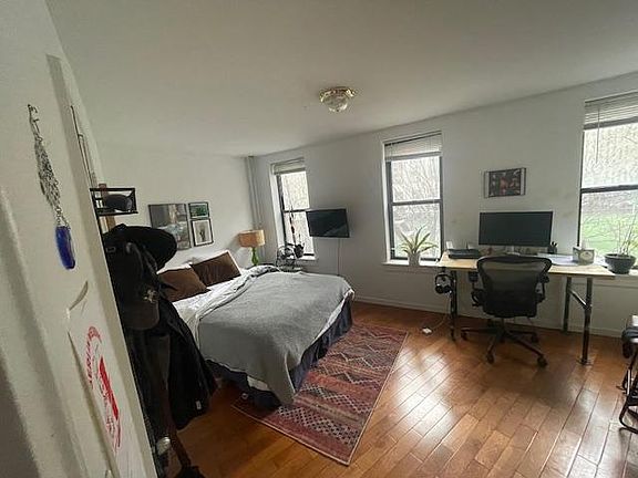 4th image of 46 Mulberry St #2FW