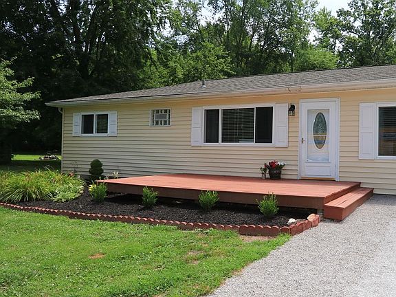 3rd image of 1353 Lela Ln