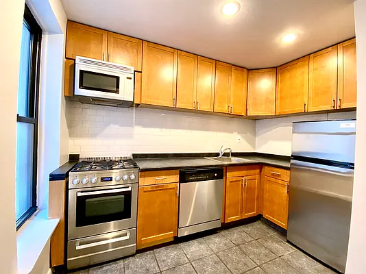 Rented by City & Suburban | media 22