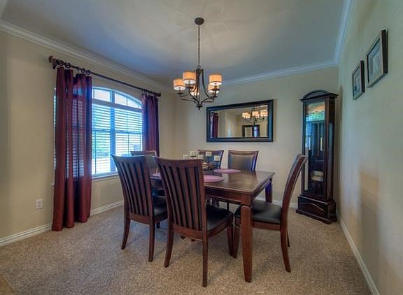 A great space to entertain guests!