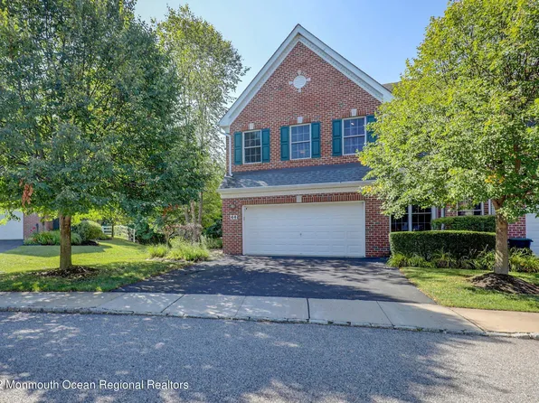 44 Fells Drive, Manalapan, NJ 07726