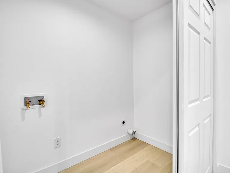 6818 Florence Pl #B — Photo 14
