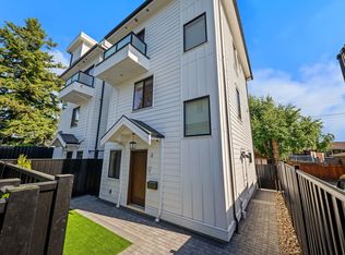 3786 Peter St #3, Burnaby, BC V5J 1N4