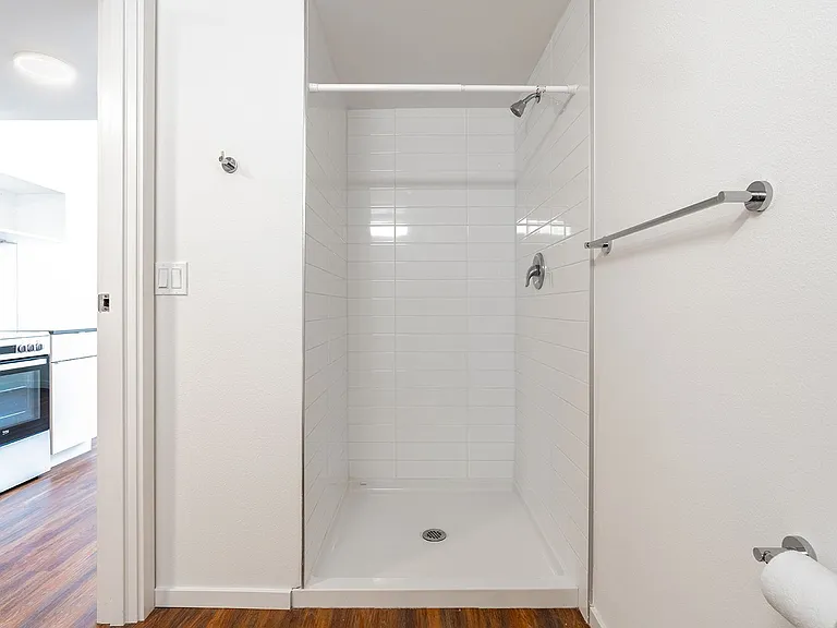 Thomas Street Lofts — Photo 32