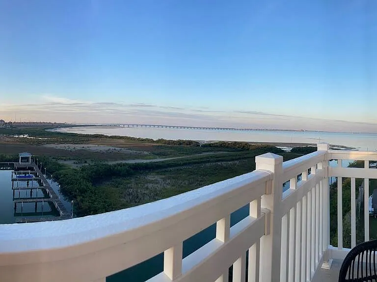 111 W Sunny Isle Dr #201 — Photo 4